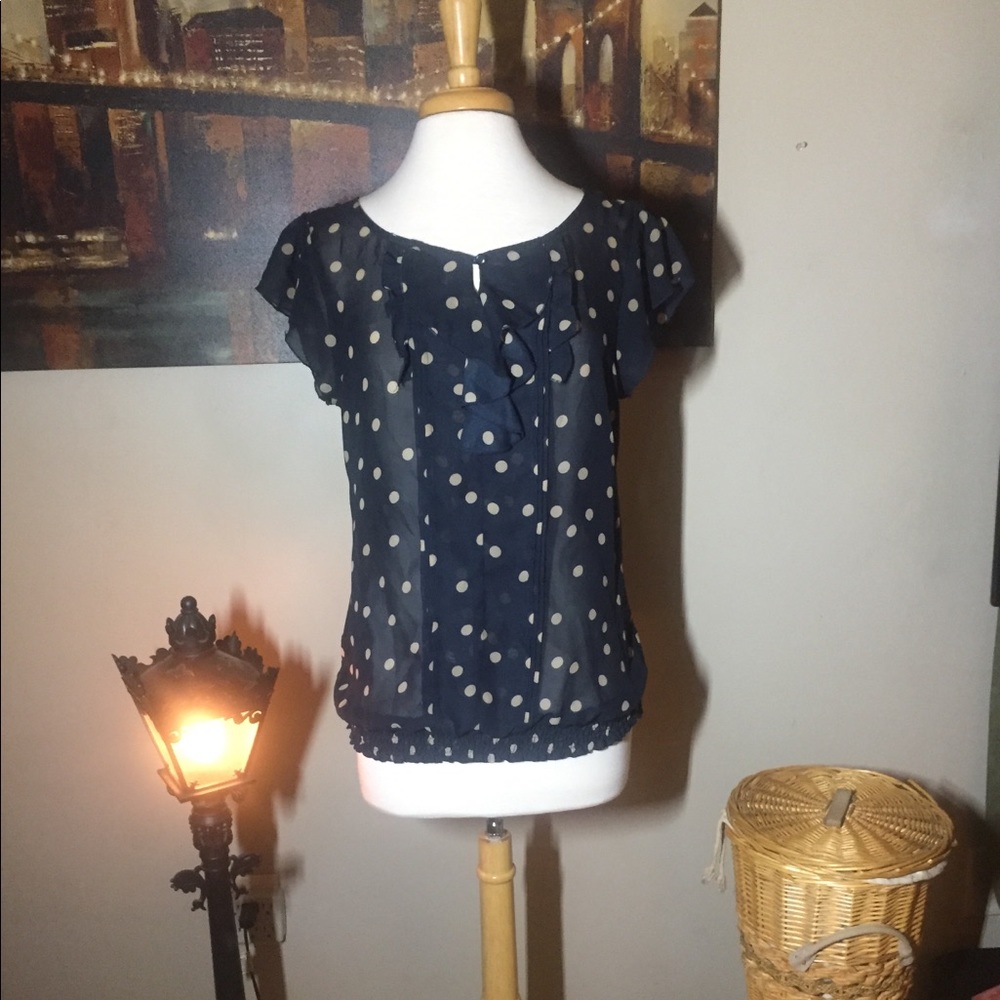 Sheer Maurice’s top elastic at bottom, longer